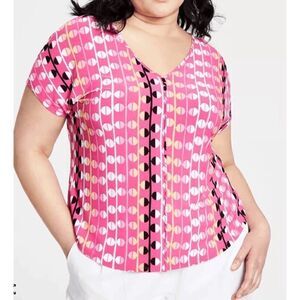 Bar III Women's Plus Size Seamed Printed V-Neck Short-Sleeve Top 2X